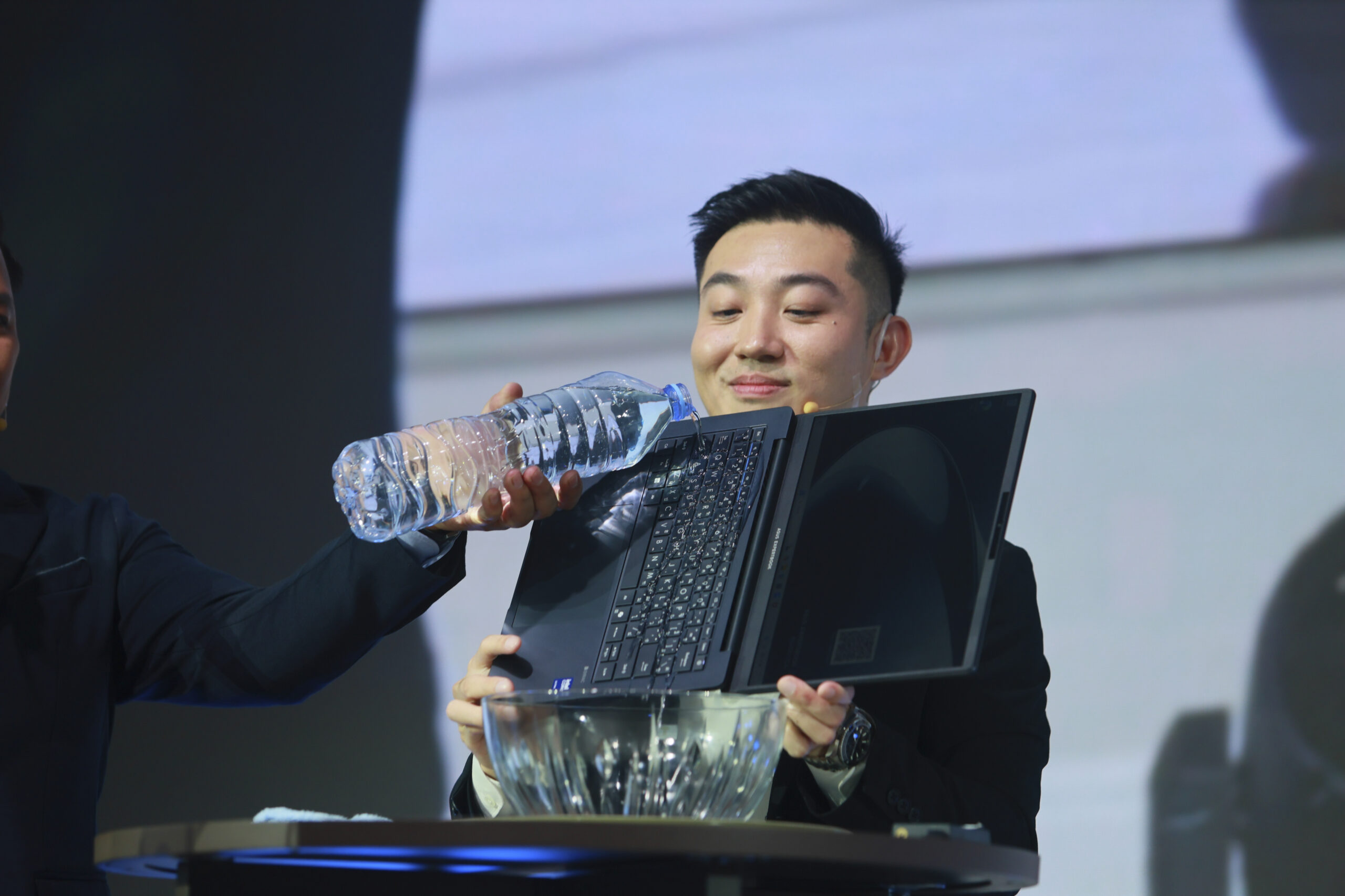 Product Launch Session ASUS Expert Series 1077 scaled