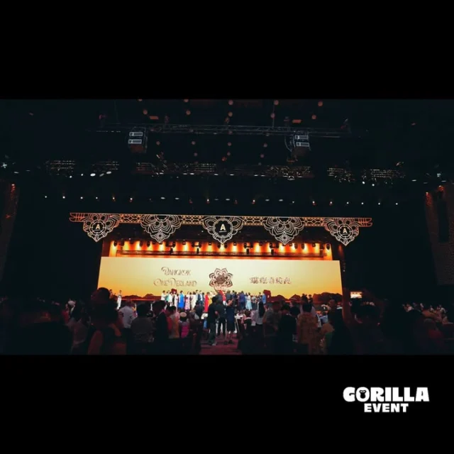 From Pitch to Phenomenon:
The Making of Bangkok Onederland! 🇹🇭✨

กว่า 1 ปีเต็ม
จากวันพิชชิ่ง...
สู่ปรากฏการณ์ความภูมิใจที่ Gorilla Event ตั้งใจเนรมิต "กรุงเทพฯ" ในมุมมองใหม่
ให้โลกต้องจำในคอนเซ็ป Bangkok Onederland! 🎡
งานสัมมนาระดับอินเตอร์
Amway China 24/25 Evaluation Year
ที่ ICON HALL 

ครั้งนี้เราไม่ได้มาเล่นๆ
แต่เรา "เล่นใหญ่" สมชื่อ:
• 👁️ สะกดสายตาผู้ร่วมงานจากต่างชาติกว่า 12,500 ชีวิต กว่า 13 รอบ

• 💃 ทัพนักแสดงและโมเดลกว่า 100 ชีวิต
ภายใต้การออกแบบโชว์ระดับ Masterpiece

• 🎶 เพลงประกอบโชว์งานสุด Exclusive
จาก Neung Jakkawal

• 🔥 4 โชว์สุดตระการตา:
จากเสียงระนาด LED โดย Fino The Ranad

แม่ไม้มวยไทยจาก Antoine Pinto & Peter Denman
แฟชั่นโชว์คูเรตพิเศษ
ไปจนถึงความฮอตของ Bie KPN
บนเวทียาว 20 เมตร!

จัดเต็มโปรดักชันเทคนิคขั้นสุด
ทั้ง Kinetic, Laser และ Creative Content
ที่ผสาน แสง สี เสียง
แบบ Immersive Experience

Over a year in the making!
Gorilla Event proudly presents Bangkok Onederland—
a fresh, modern take on Bangkok's soul
for the Amway China 24/25 Evaluation Year Bangkok Seminar.

• ✨ 12,500+ attendees at ICONSIAM
over a 30-day residency

• 🎭 100+ performers
directed by the legendary choreographer
featuring 4 epic shows

• 🎹 Musical masterpieces
by Neung Jakkawal & Fino The Ranad

• 🥊 High-energy action
by Antoine Pinto & Peter Denman
* an exclusive performance by Bie KPN

• 🚀 State-of-the-art production:
Featuring Kinetic lasers, giant LED screens,
and world-class creative content
Special thanks to Encore Event Technologies
and Amway China

for trusting us to redefine the Thai experience
and create memories that last a lifetime 🙏

ติดต่อและติดตามทีมลิงยักษ์ 🦍
📞 +66 83 498 0062
📧 info@gorillaevent.com 
#GorillaEvent #BangkokOnederland #AmwayChina #EventProduction #IconSiam #CreativeProduction #ThailandEvent #ExperienceDesign